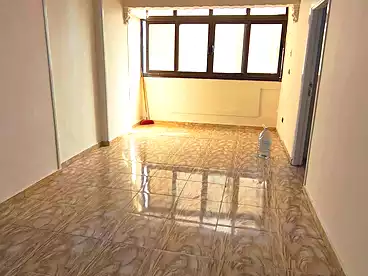عقارات للإيجار في المندرة قبلي، المندرة، 100 متر