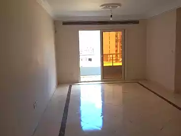 شقق للبيع في شارع شعرواي، لوران، 150 متر