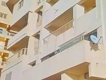 عمارات للبيع في شارع الجيش، العصافرة، 600 متر
