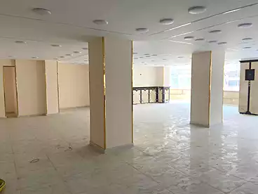 محلات للإيجار في شارع عباس العقاد، مدينة نصر، 1000 متر