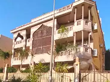 عقارات للإيجار في الحي السابع، العبور، 160 متر