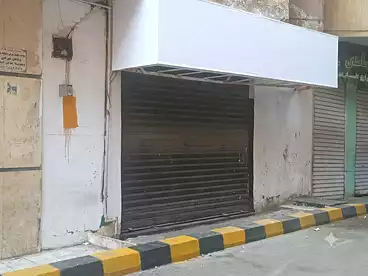 تجاري للبيع في شارع المجزر الالي، اللبيني، 70 متر
