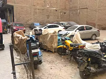 أرض مباني سكنية للبيع في مدينة شبرا الخيمة، شبرا الخيمة، 300 متر