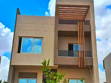 Villas For sale in Montania Park Compound - Everest View, Expansion Of El Sheikh Zayed City, 304 sqm