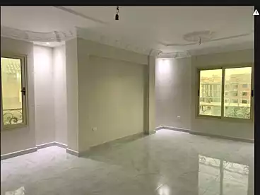 سكني للإيجار في شارع زيزينيا، المستثمرين الجنوبية، 190 متر