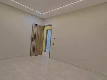 شقق للبيع في اللبيني، الهرم، 170 متر