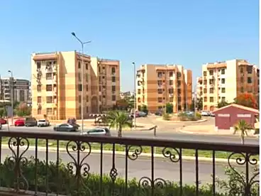 Apartments For sale in El Safa St., Seventh Neighborhood, 179 sqm