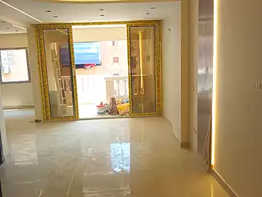 Properties For sale in Ahmed Gabr St, Ain Shams, 165 sqm