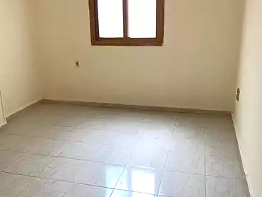 عقارات للإيجار في طريق كعبيش، فيصل، 90 متر