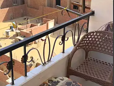 Apartments For sale in Gamal Abd El Nasser, Madinat El Salam, 130 sqm