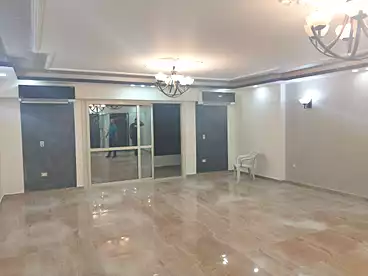 Administrative For rent in Abbas El Akkad St., Nasr City, 275 sqm