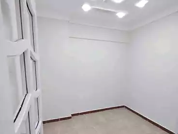 شقق للبيع في الفلكي، السيوف، 100 متر