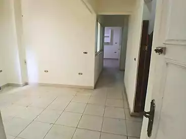 عقارات للإيجار في ميامي، الاسكندرية، 130 متر