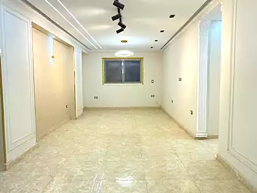 شقق للبيع في اللبيني، فيصل، 150 متر