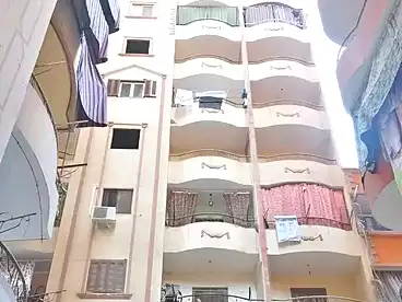 Apartments For sale in 100 St., Madinat El Salam, 100 sqm