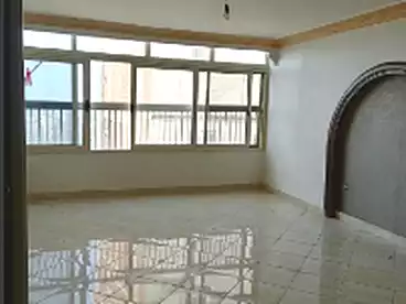 شقق للإيجار في زيزينيا، الاسكندرية، 100 متر