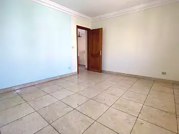 عقارات للبيع في شارع أبو قير - طريق الحرية، جناكليس، 130 متر