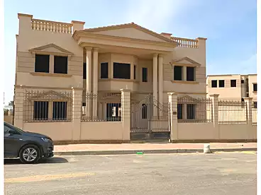 Villas For sale in Royal City Compound - Al Babtain Group, Compounds in Sheikh Zayed, 630 sqm