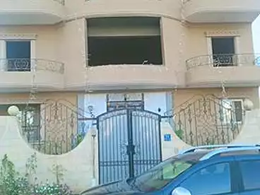 Villas For sale in Area 4, Eighth Neighborhood, 875 sqm