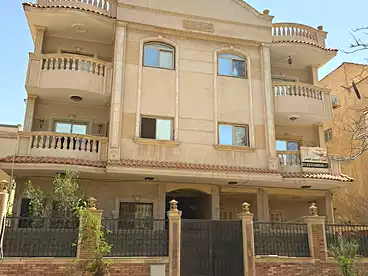 عقارات للبيع في شارع رقم 1، الحي الثالث، 200 متر