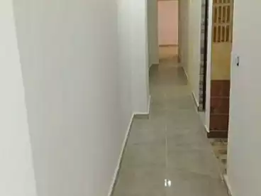 Commercial For sale in Ezbet Al Syouf St., El Seyouf Bahri, 105 sqm