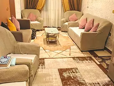 شقق مفروشة للبيع في اللبيني، فيصل، 90 متر