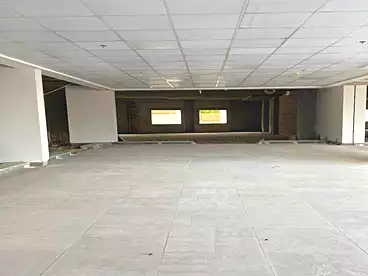 محلات للإيجار في شارع الأمل، الحي الثامن، 88 متر