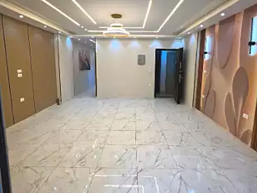 شقق للبيع في اللبيني، فيصل، 150 متر