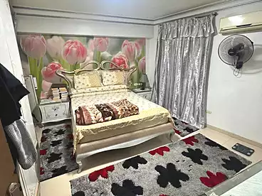 شقق للبيع في شارع شبرا، الساحل، 165 متر
