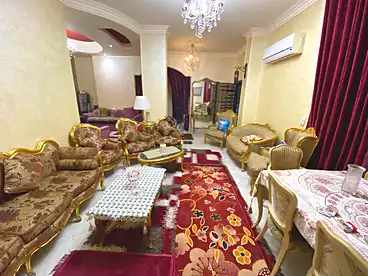 شقق للبيع في المجاورة الأولى، الحي الرابع، 135 متر
