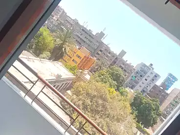 عقارات للإيجار في شارع منصور، منشية عين حلوان، 80 متر