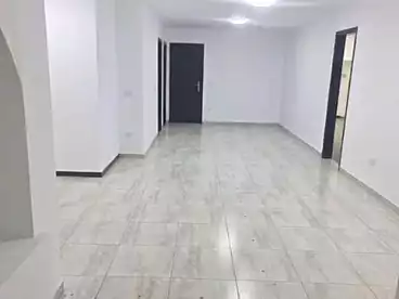 مكاتب للإيجار في كارفور، المعراج العلوي، 325 متر