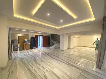 دوبلكس إداري للإيجار في ميدان دجلة، دجلة، 800 متر