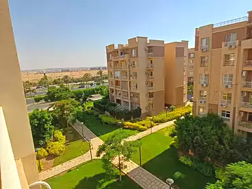 Private للبيع في طريق مدينتي، المنطقه الأولى عمارات، 96 متر