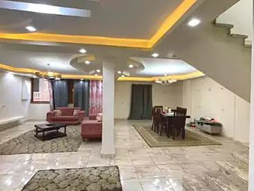 دوبلكس للإيجار في اللبيني، فيصل، 300 متر