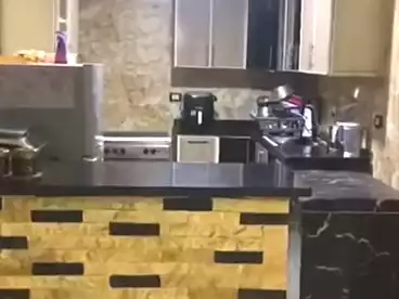 شقق للبيع في شارع الخمسين، النزهة 2، 200 متر