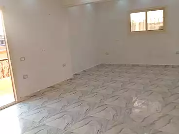 شقق للبيع في شارع طه حسين، الحي التاسع، 300 متر