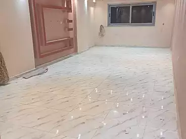 شقق للإيجار في كورنيش حلوان، حلوان، 130 متر