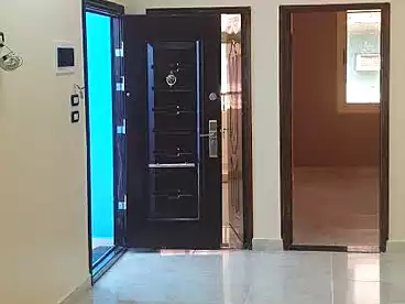 في مدينة الاسماعيلية، 65 متر