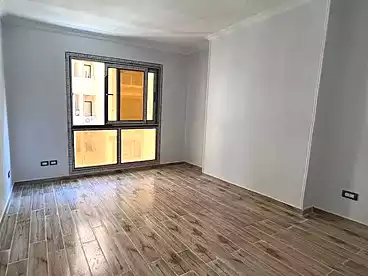 شقق للإيجار في كامب شيزار، الاسكندرية، 160 متر