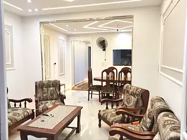 شقق مفروشة للإيجار في كامب شيزار، الاسكندرية، 100 متر