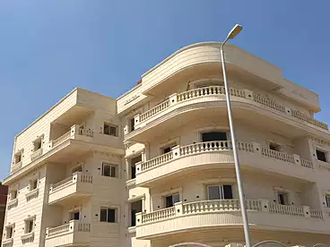 شقة بحديقة للبيع في القرنفل 8، القرنفل، 230 متر