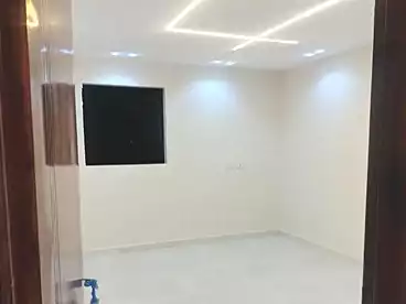 Apartments For sale in Mahmoud El-Isawy St., Miami, 120 sqm