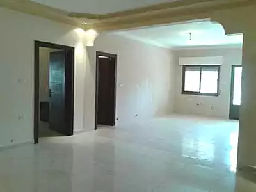 Apartments For sale in Al Bahr Al Aazam St., Talkha City, 125 sqm