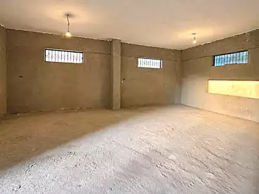 Commercial For rent in Neighbourhood 6, 15th of May, 175 sqm