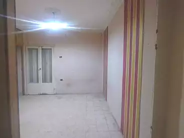 منزل / بيت للبيع في عزبة كامل صدقي، حدائق حلوان، 75 متر