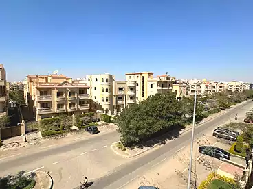 Apartments For sale in Abd El Rahman El Sharkawy St., El Banafsag 9, 330 sqm