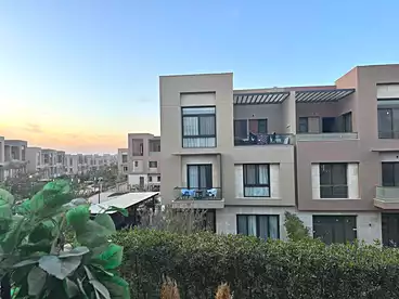 فلل للبيع في تاون هومز - كمبوند ديستريكت 5، كمبوند ديستريكت 5 - مراكز، 285 متر