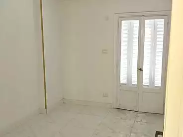 شقق للبيع في شارع ملك حفني، سيدي بشر، 100 متر