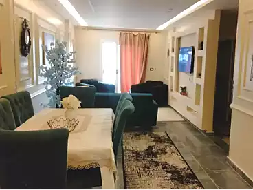 عقارات للإيجار في بيانكي، البيطاش، 130 متر